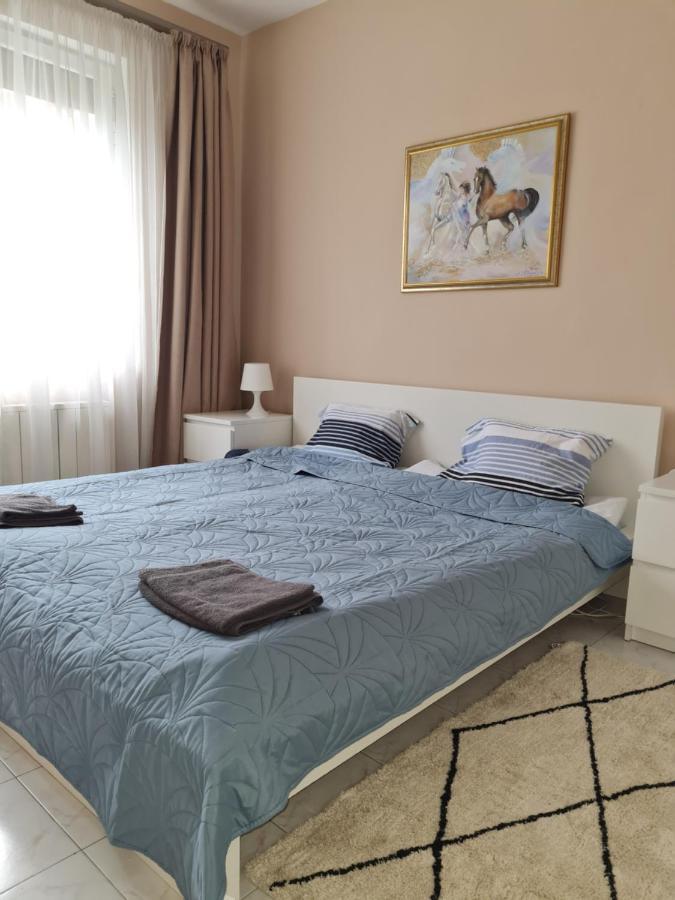 Raya Maisonette, Ideal Center Apartment Sofia Bagian luar foto