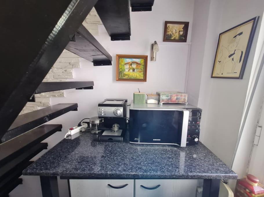 Raya Maisonette, Ideal Center Apartment Sofia Bagian luar foto
