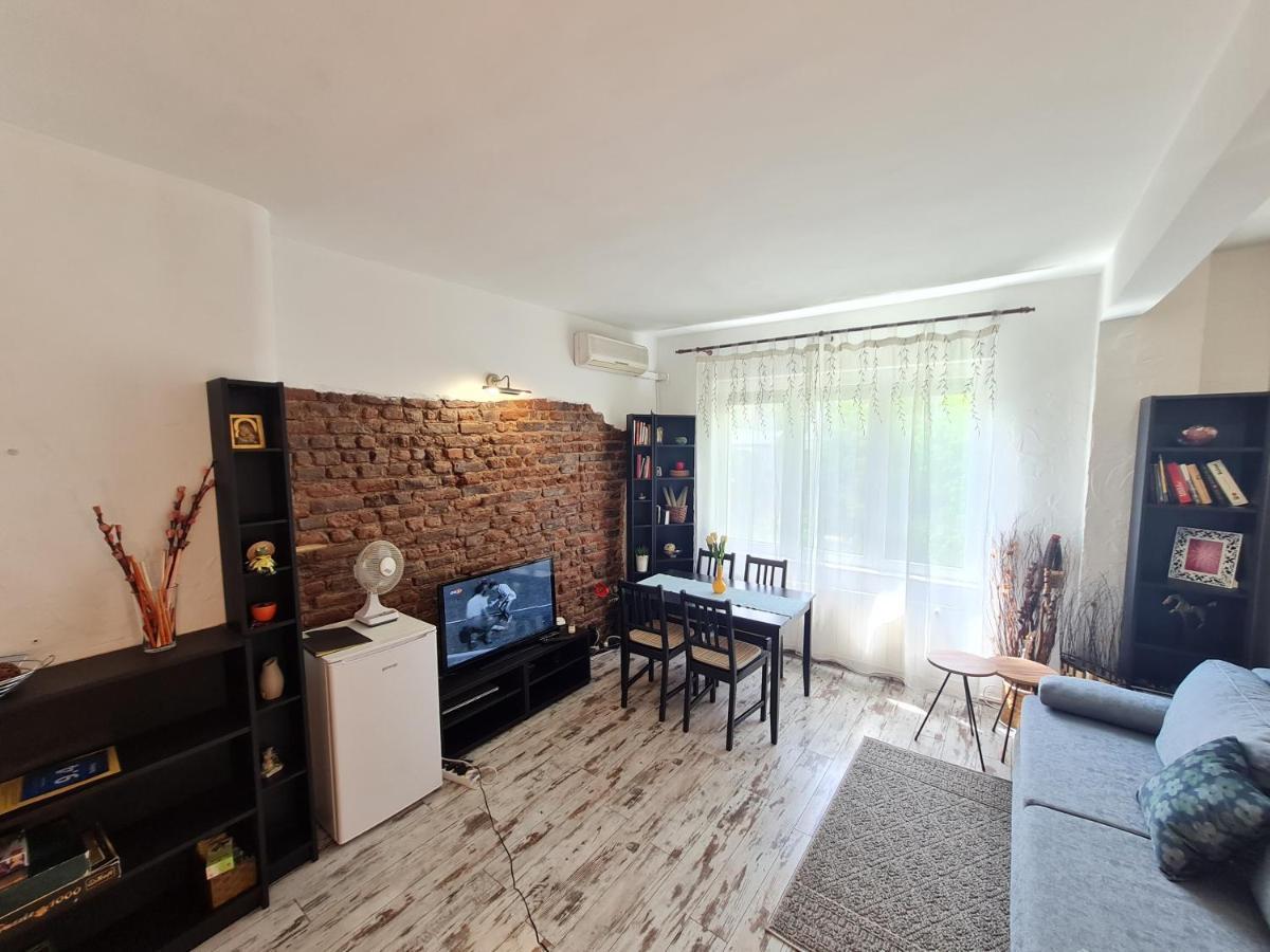 Raya Maisonette, Ideal Center Apartment Sofia Bagian luar foto